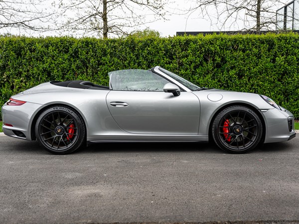 PORSCHE 991.2 C4 GTS CABRIO